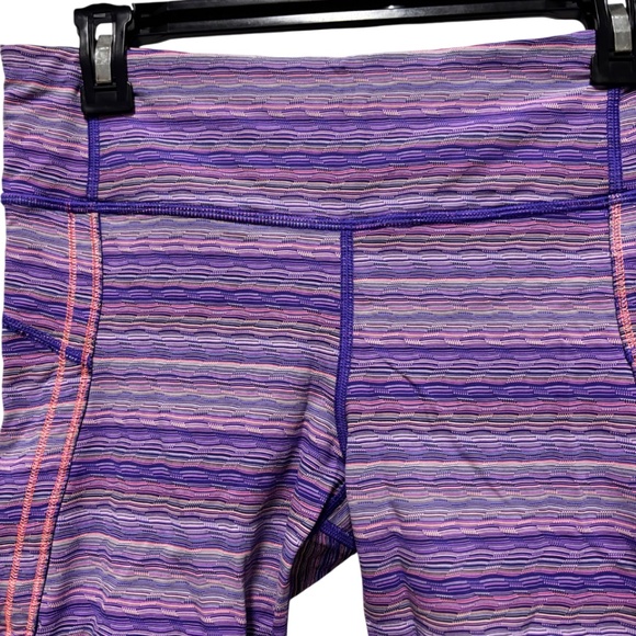 Lululemon | Women's Striped Crop Leggings - Picture 4 of 7